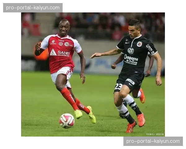 回顾兰斯四月份赛程：坚韧防守成其抢分关键